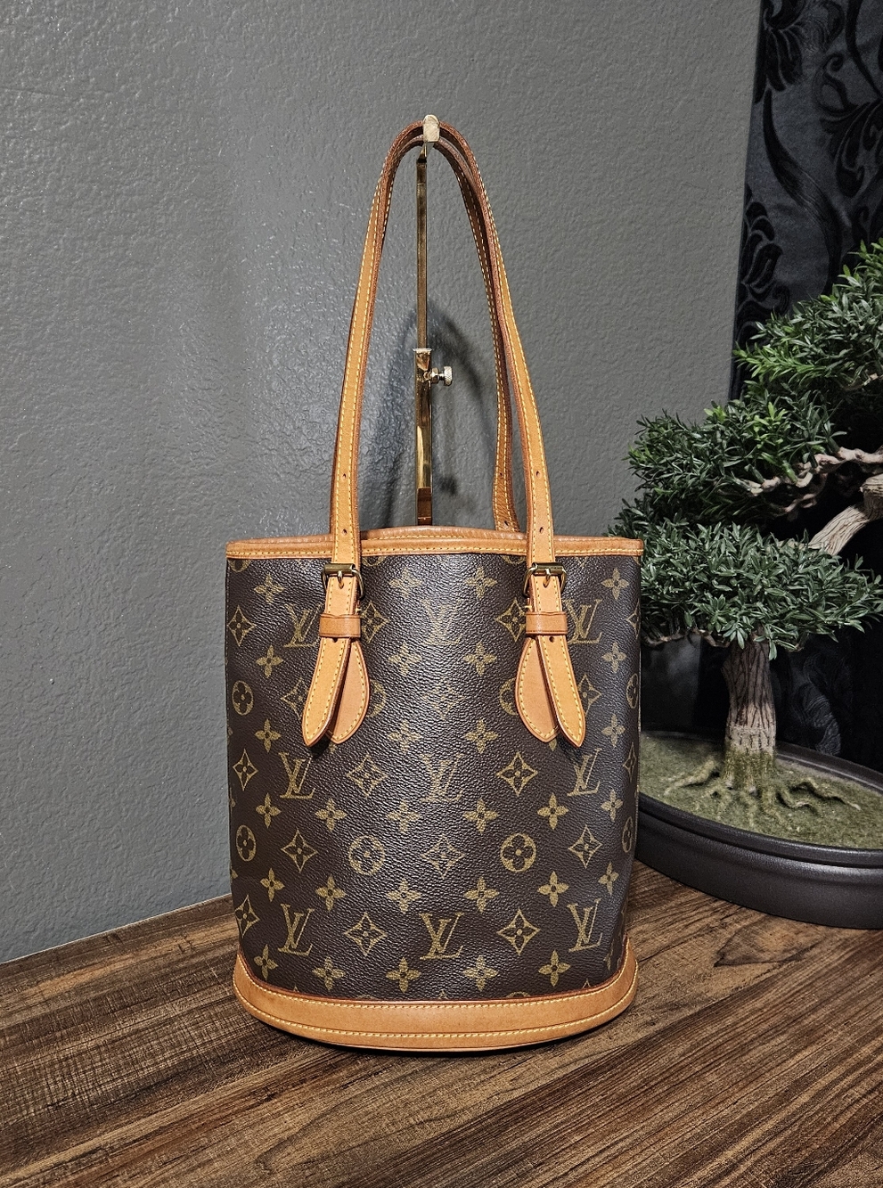 Authentic Louis Vuitton Vintage Bucket PM Monogram Canvas - Picture 3 of 12